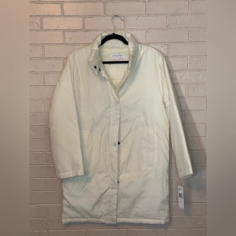 Jones of New York white coat